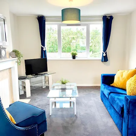 Apartment Terrance House, Modern, Spacious